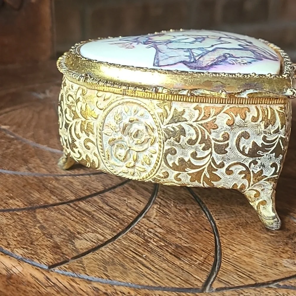 Vintage Footed Jewelry Box Trinket Box Heart Shape Hummel Boy w/ Bird Flute